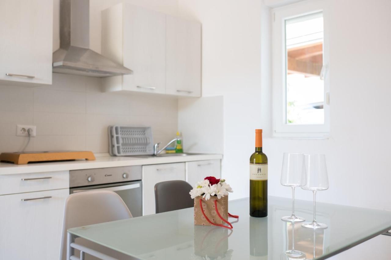 Oliveum Apartments Umag Exteriör bild